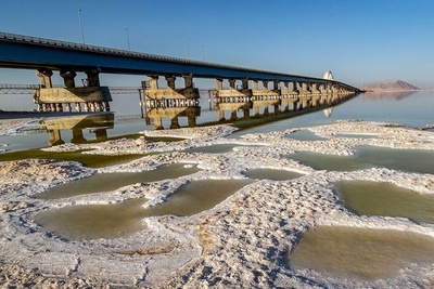 مسعود تجریشی رئیس دانشگاه شریف: بخاطر 2 میلیون دلار، دریاچه ارومیه 13 هزار ساله را خشک کردند