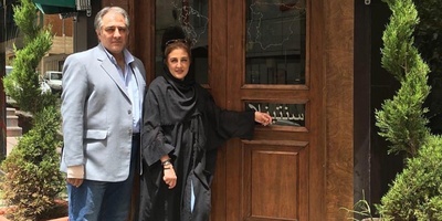 لوکس و اصیل مثل ایرج نوذری!؛ رونمایی از دکوراسیون فرانسوی و اشیاء عتیقه در خانه‌ی آقای بازیگر+ویدیو و عکس