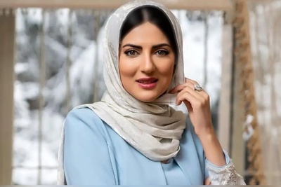 سبک دکوراسیون عروس‌پسند آپارتمان هلیا امامی؛  از پرده‌های پانچی سبزرنگ و ناهارخوری کلاسیک تا دیزاین ورودی خانه با مبلمانی اروپایی و 2 رنگ +ویدیو/ پذیرایی چقدر نورگیره👌