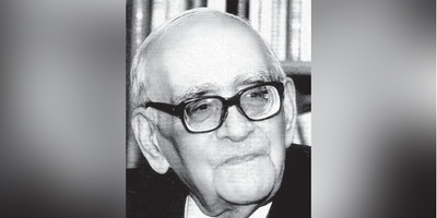 ملاقات تاریخی دکتر محمود حسابی با انیشتین؛ لحظه‌ای که دو نابغه رو‌به‌روی هم نشستند