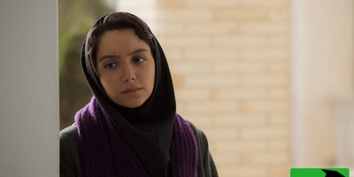 (ویدئو) سکانس فراموش‌نشدنی فیلم مادری: «خریدم براتون!»... جمله‌ای که قلب نازنین بیاتی رو نرم کرد