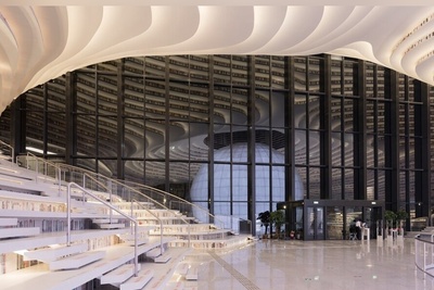 (تصاویر) کتابخانه «تیانجین بینهای» چین؛ شاهکاری افسانه‌ای از معماری مدرن و تجربه‌ای بی‌مانند از مطالعه که شما را به دنیایی دیگر می‌برد