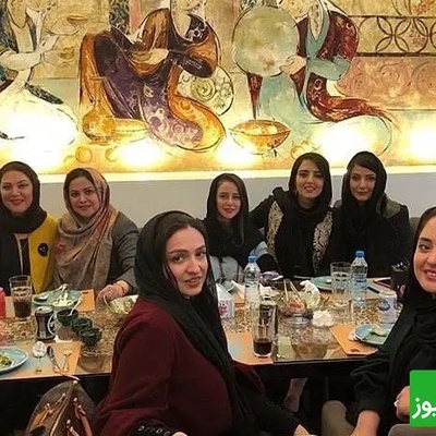 نگاهی به دکوراسیون و دیزاین رستوران طاقچه لاله اسکندری و همسرش در شیراز نزدیک آرامگاه حافظ