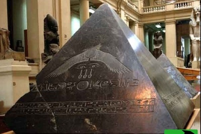 (ویدئو) سنگ بن‌بن؛ میراث مرموزی که مصریان آن را «هدیه آسمان» می‌دانستند / پشت این شهاب‌سنگ چه داستانی پنهان است؟