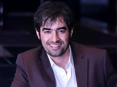 ویدیو | وقتی یه خودشیرین تو کلاس خوشی همه رو می‌گیره / شهاب حسینی با صبرش مقاومت می‌کنه!