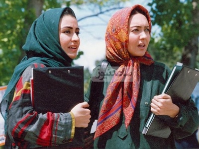 (ویدیو) مثلث عشقی وسط جلسه امتحان! جدال نیکی کریمی، حسن جوهرچی و مریلا زارعی سر یک برگه امتحان / سکانس آخر مریلا زارعی عالی بود 😂