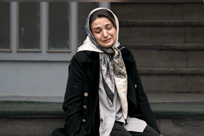 اقدام تحسین برانگیز گلاره عباسی به یاد دانش آموزان شهید میناب/ فرزندان ایران دوباره جوانه زدند+عکس