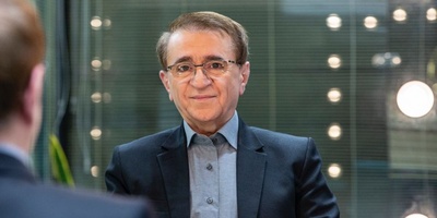 (ویدئو) «چرا خودت را فدای نفهمیدنِ بقیه می‌کنی؟»؛ درس بزرگ دکتر انوشه درباره عزت نفس