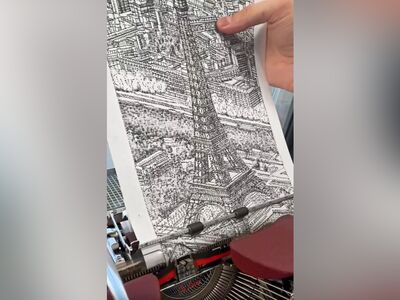 (ویدئو) خلاقیت بی‌نظیر یک هنرمند در کشیدن تصویر برج ایفل با روشی غیرقابل باور