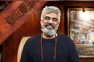 (ویدیو) احساسی‌ترین شعرخوانی سروش صحت از حزین لاهیجی: ای وای بر اسیری، کز یاد رفته باشد/ در دام مانده باشد، صیاد رفته باشد