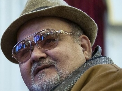 سخنرانی آتشین اکبر عبدی علیه مسیح علی‌نژاد+ فیلم