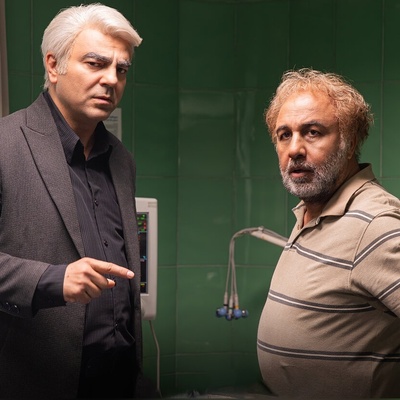 (ویدیو) طنز دانشجویی روز: وقتی با نمره 20 علوم جوگیر میشی میای رشته تجربی! / ترکیب خلج و عطاران یه ترکیب برنده ست😅