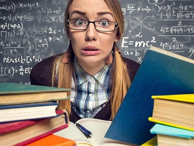 خلاقیت خنده دار برای جلوگیری از تقلب دانش آموزان در امتحان +عکس/یعنی اگه به این عکس نخندی منحصر بفردی...