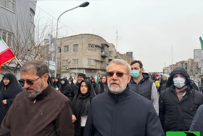 ویدئویی از حضور شهید دکتر علی لاریجانی بر سر مزار سید حسن نصرالله