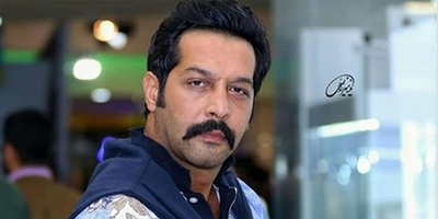 (ویدیو) خاطره عجیب و خنده‌دار کامران تفتی از اولین نقش مثبتش در دوران مدرسه/ بخاطر همینه که نقش های منفی رو بیشتر دوست داره😂