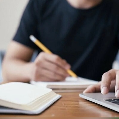 بازگشت دوباره دانشگاه‌ها به آموزش مجازی از 15 فروردین + جزئیات تمدید سنوات