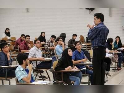 (ویدئو) دانشجوهایی که با استادشون اصلاً تعارف ندارن! 😂