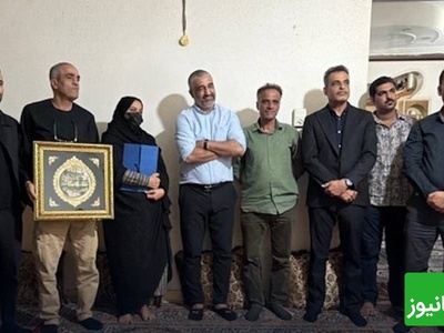 اشک های تلخ پژمان جمشیدی در ویرانه های مدرسه شجره طیبه/ حضور مدیرعامل باشگاه استقلال به همراه پژمان جمشیدی در گلزار شهدای میناب+فیلم