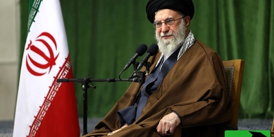 اگر بایستید، خدا شما را سیراب میکند / روایتی از حضرت موسی و بنی‌اسرائیل از زبان رهبر شهید انقلاب / خدا با من است + فیلم