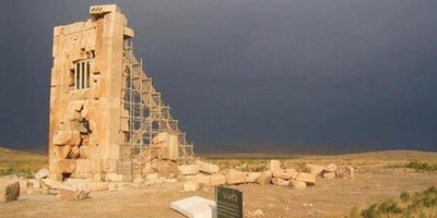 ویدئو| 2500 سال بعد: برج سنگی پاسارگاد دوباره زنده شد؛ راز آرامگاه کاساندان چیست؟