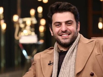 دلنوشتۀ خاص و معنی‌دار «علی ضیا» حک شده بر روی تی‌شرت/ به یزدان اگر ما خرد داشتیم، کجا این سرانجام بد داشتیم