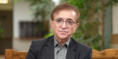 (ویدیو) کلیدی‌ترین و مهم‌ترین توصیه‌ی دکتر محمود انوشه متخصص روانشناسی ایران: بجای پاک کردن اشک هایت کسی که باعث این اشک شده را از قلبت پاک کن...