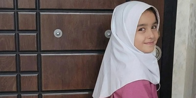 (ویدئو) سوتی کلاس آنلاین: اعتماد به نفس 1000! شعر علی ای همای رحمت با لهجه بچه‌گانه 😂