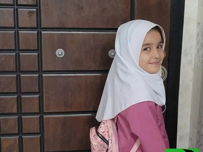 (ویدئو) سوتی کلاس آنلاین: اعتماد به نفس 1000! شعر علی ای همای رحمت با لهجه بچه‌گانه 😂