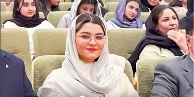 (ویدئو) از صبح تا شب با آترینا فرحمند، رتبه 1 کنکور تجربی 1404 / برنامه‌ روزانه‌اش همه را شگفت‌زده کرد!