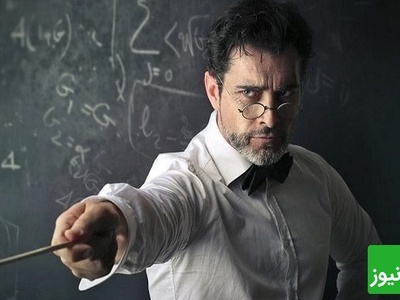 (ویدیو) این استاد با تدریس متفاوتش همه رو به درس علاقه‌مند کرده! اگر منم شاگردش بودم، نمره‌هام هیچ‌وقت زیر 20 نمی‌رفت!🤣