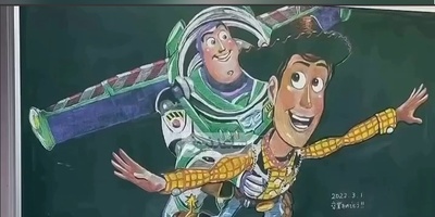 (ویدئو) نقاشی‌های حیرت‌انگیز روی تخته‌سیاه که فقط یک لحظه زنده‌اند؛ معلمی که درس زندگی را با پاک‌کن آموزش می‌دهد