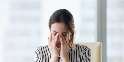 اگر تو هم همیشه نگرانی با این 10 نکته این عادت بد از سرت میپره؛ کافیه یکبار امتحانش کنی