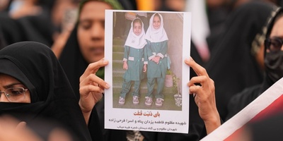 میناب قطعه ای از بهشت؛ کارنامه دانش آموزان مدرسه دخترانه میناب صادر شد+عکس