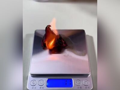 (ویدئو) علت افزایش وزن دستمال کاغذی پس از سوختن آن چیست؟