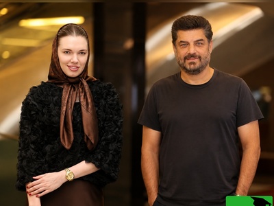 ترکیب برنده‌یِ کلاسیک و کژوال در اکران مردمی «جزیره جیمزباند»؛ تقابل تیپ روسی بازیگر زن جوان با استایل ایرانی سام درخشانی