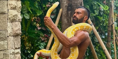 مستند حیات وحش دلهره آور با رامین رضائیان، ستاره درخشان تیم فوتبال: با چه دل و جرئتی رفت تو قفس ببر؟!