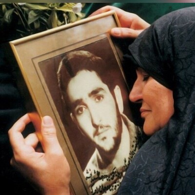 (ویدیو) هوش مصنوعی آرزوی مادر شهید را برایش برآورده کرد!😢