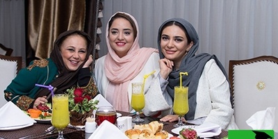 ضیافت افطار بهنوش بختیاری برای اهالی هنر؛ شبی که تمام چهره‌های محبوب دور یک سفره جمع شدند؛ بهرنگ علوی، مریم امیرجلالی و...+فیلم و عکس