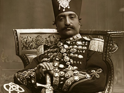 عکس | سفر در زمان به عصر قاجار؛ تصاویر لو رفته از آلبوم کشف شده ناصرالدین شاه؛ از چُرتی حسین خان تا پسرِ امام جمعه