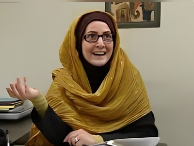 ویدیو | روانشناسی مدرن به سبک خانم شیرزاد با چُرت مرغوب😂😂 / من قصد ازدواج ندارم آقای دکتر مزاحم نشید