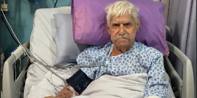 آخرین صحبت‌های مرحوم عنایت بخشی از روی تخت بیمارستان و جملاتی که هنوز هم بوی امیدواری می‌داد+ویدیو / روحش شاد