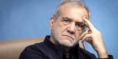 (ویدئو) اقدام جنجالی پزشکیان برای فرار از قید تهران و «دور زدن» مرکز برای یک خدمت بزرگ! / رئیس جمهور: «زمانی که رئیس دانشگاه علوم پزشکی بودم پول ندادند اما 650 خانه بهداشت ساختم!»
