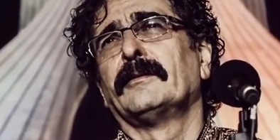 مهمان صدای دلنشین شهرام ناظری شوالیه آواز ایران باشید؛ شاهکار آوازخوانی قطعه «کاروان» که زیر تابوت شهید سروده شد/می‌گذرد کاروان، روی گل ارغوان...قافله ‌سالار آن، سرو شهید جوان+فیلم