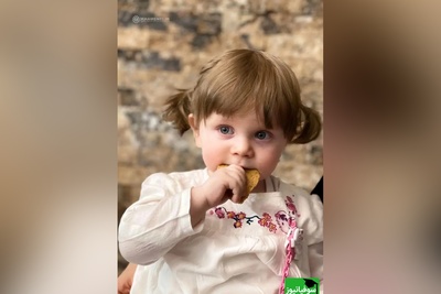 عکس های جگرسوز از نوه 14 ماهه رهبری انقلاب / زهرا محمدی گلپایگانی همراه رهبری شهید شد