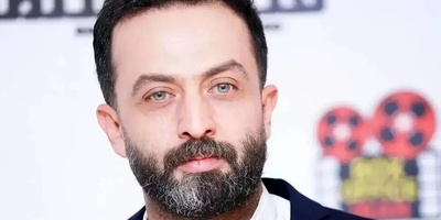 داستانی عجیب و شنیدنی از زبان مصطفی زمانی با لهجه شیرین جنوبی که مسیر زندگیتو عوض میکنه / هر جای دنیا هم باشی خوبی کنی برمیگرده