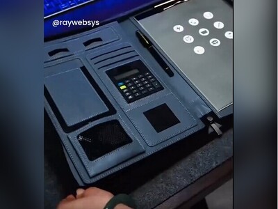 (ویدئو) کلاسور فوق پیشرفتۀ لاکچری/ فقط دستِ یه خانم دکتر بوده که باهاش می‌رفته ناسا بر‌می‌گشته...