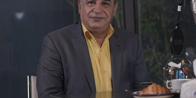 روایت رشید کاکاوند از چالش رباعی عجیب ملک الشعرای بهار؛ فقط با چند کلمه ببینید چه شاهکاری ساخت/ تا اعماق دل آدم نفوذ میکنه+ ویدئو