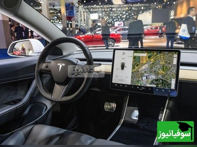 (ویدئو) آینده رانندگی از راه رسید؟ حرکات باورنکردنی تسلا در خیابان‌های سال 2025