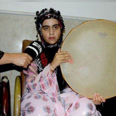 جمله‌ای که این دختر نابغه روی در مطبش خواهد نوشت، اشک شما را درمی‌آورد: «اینجا فقط صدای شما شنیده می‌شود» + فیلم