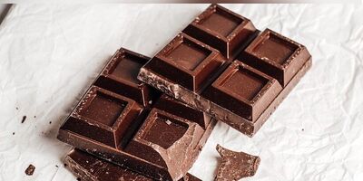 شکلات تلخ بخوریم یا نه؟ 29 دلیل برای تصمیم‌گیری